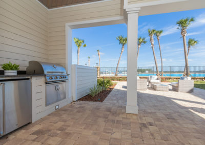 open outdoor kitchen with palm trees jacksonville fl