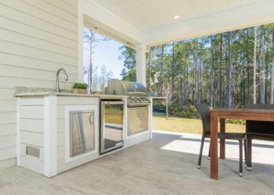 outdoor kitchen with table jacksonville fl